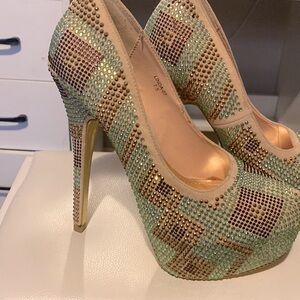 beautiful diamonds shoes